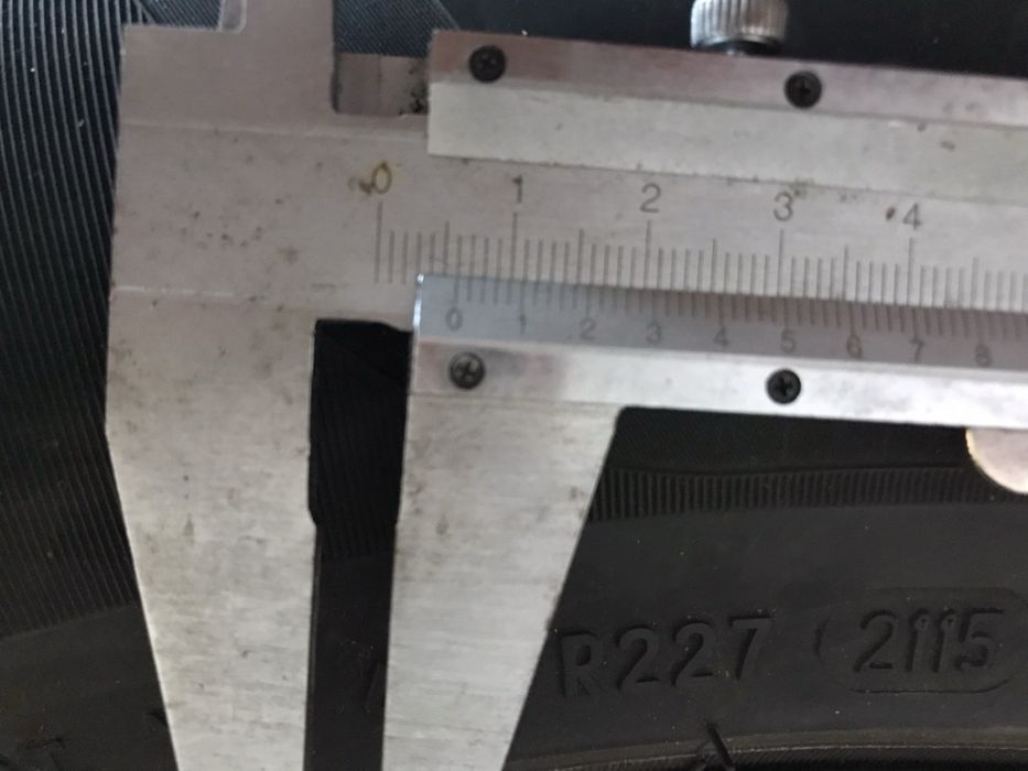 Диски з гумою Audi Q7, Q5 R18 5*112