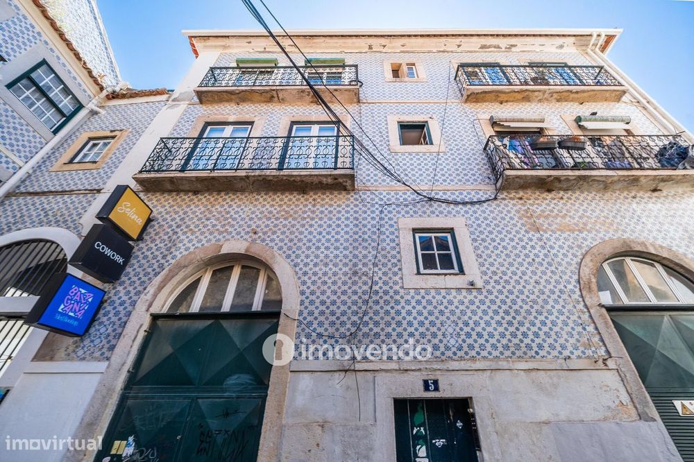 Apartamento T3 Duplex, com muita luz natural, no centro de Lisboa
