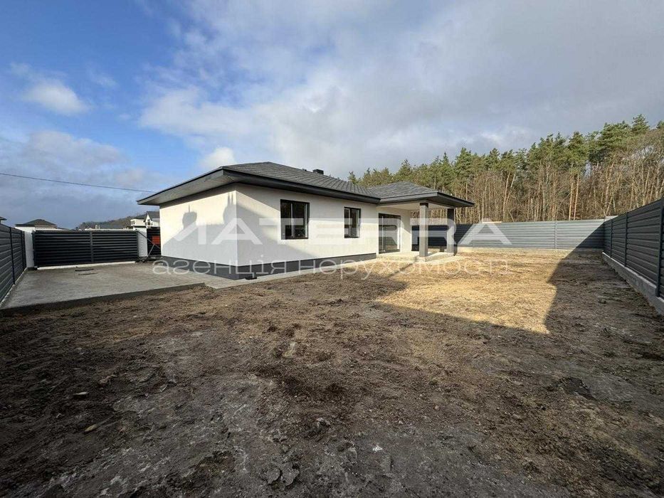 Круглик - Віта-Поштова Продаж будинку з краєвидом на ліс, під чистове