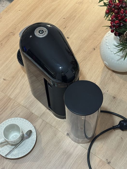 Máquina de Café Nespresso Vertuo
