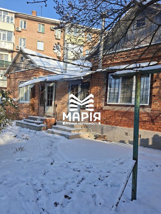 Продаж справжнього маєтку в центрі