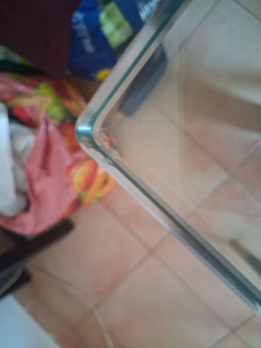 Mesa de jantar + 4 cadeiras de veludo cinza