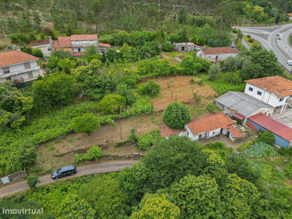 Casa em Ruínas com Jardim em Anais, Ponte de Lima