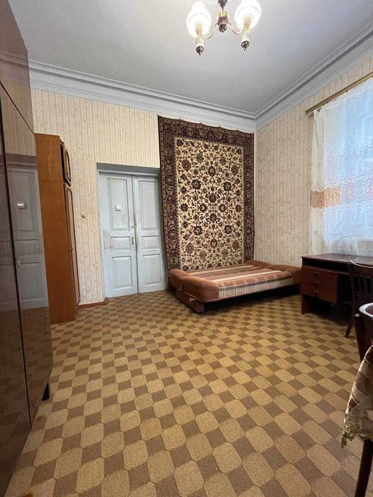 Оренда першого поверху приватного будинку Устинівський пров. 18А