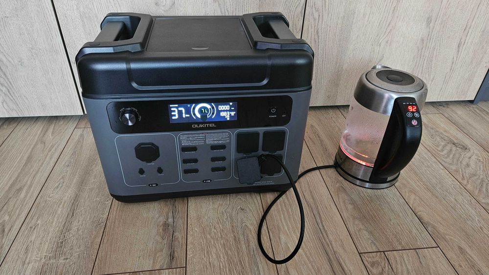 Зарядна станція OUKITEL P2001E Plus