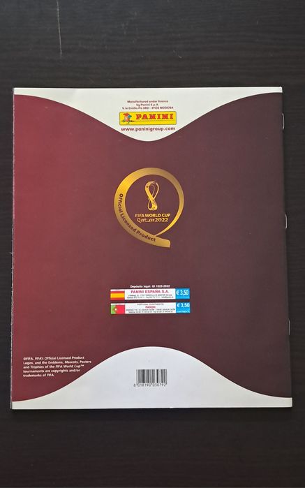 Caderneta nova/vazia de cromos futebol Fifa Mundial 2022 da Panini
