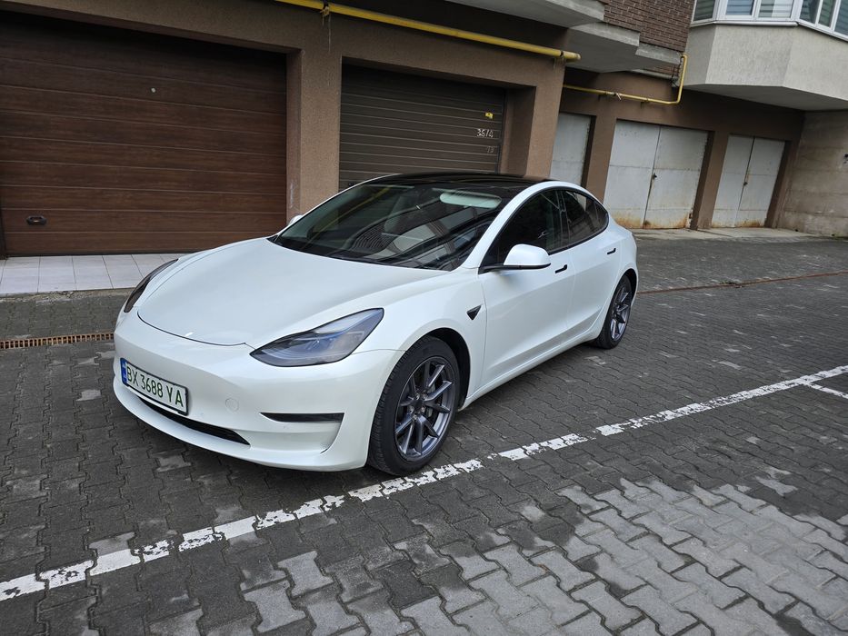 Продам Tesla Model 3 2021 р
