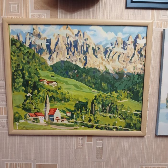 Картина в рамке под стеклом