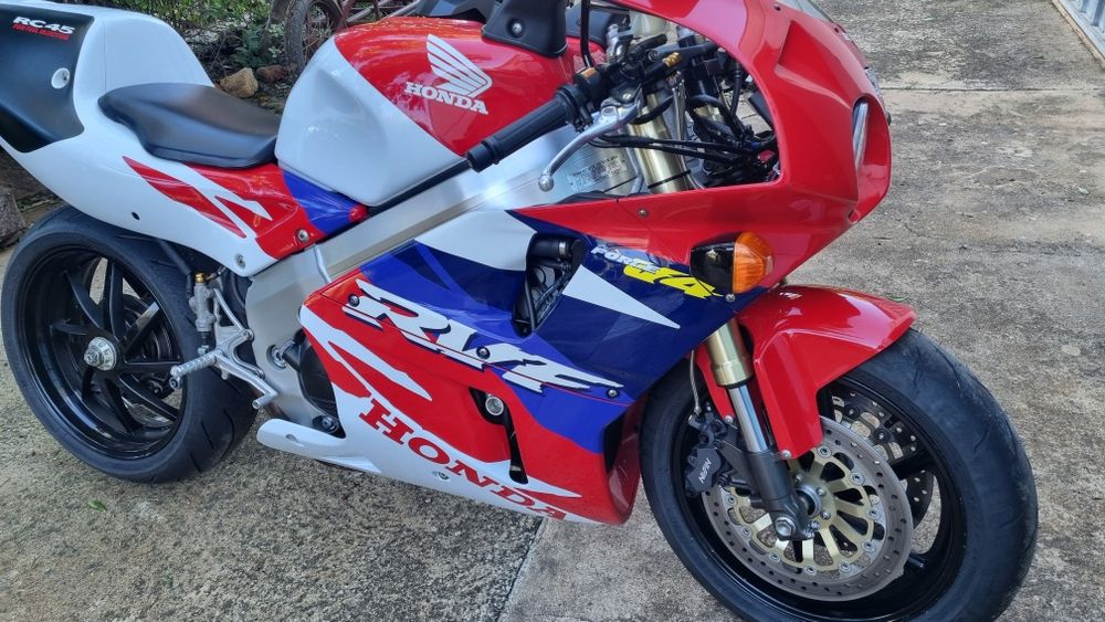 Honda rvf750  rc45 1997