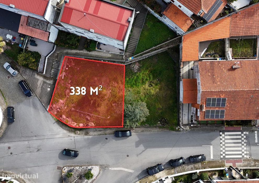 Terreno de 338 m² à venda em Outeiro do Linho, Valongo — Valongo, Porto
