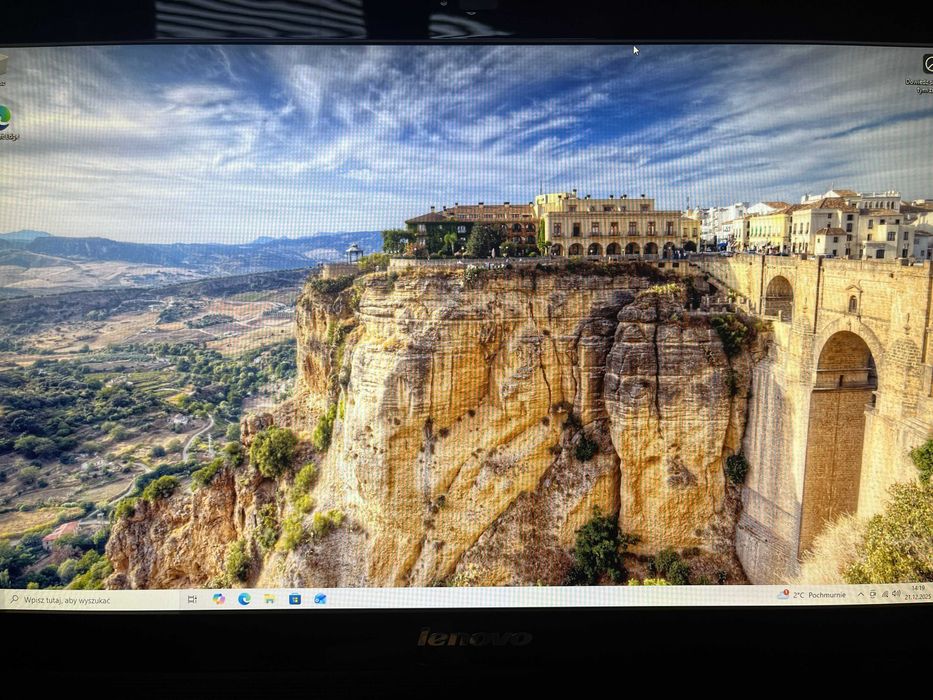 Komputer All in One Lenovo C470