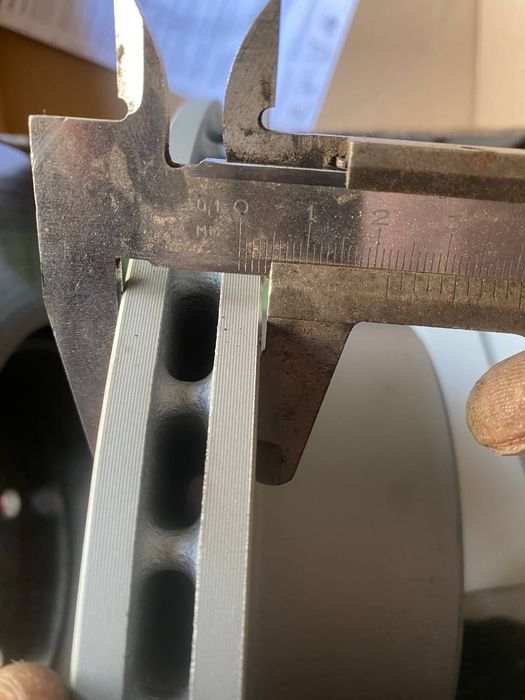 Диски тормазные bmw e39 за 1шт.