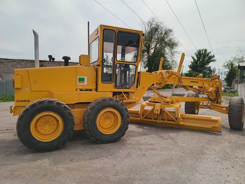 Автогрейдер Komatsu