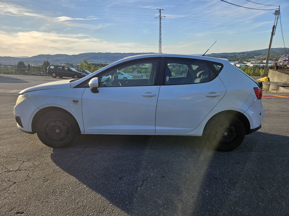 Seat Ibiza 6J 1.9 TDi de 2010 para peças