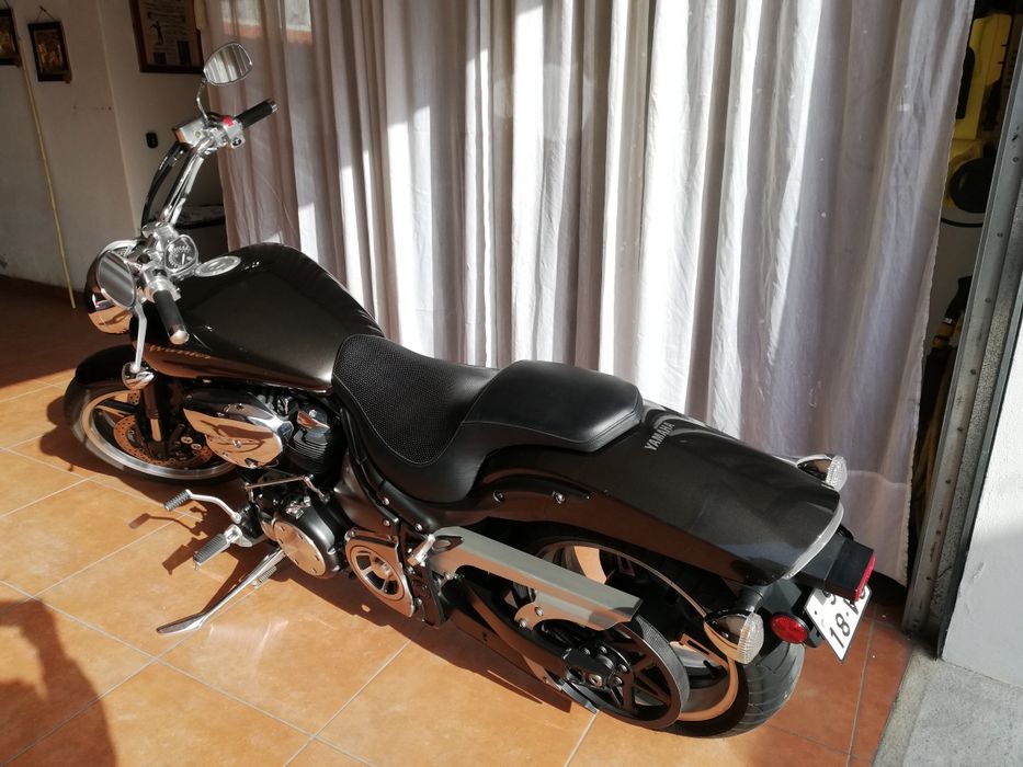 Yamaha Roadstar Warrior 1700 Imaculada