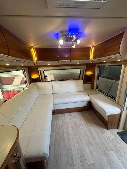 Caravana FENDT topo gama docs portugueses