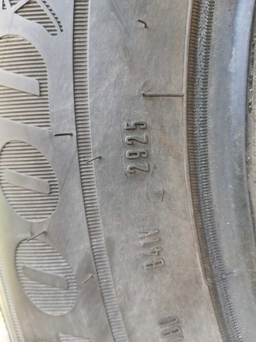 bus zima 235/65/16C Goodyear UltraGripp Cargo z 2025r 4szt