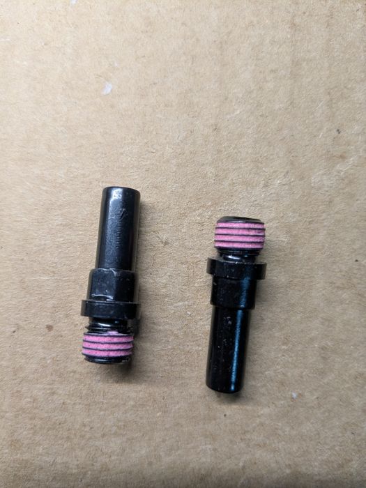 Півоти 2 шт (кріплення для V-brake) M10 × 1.25