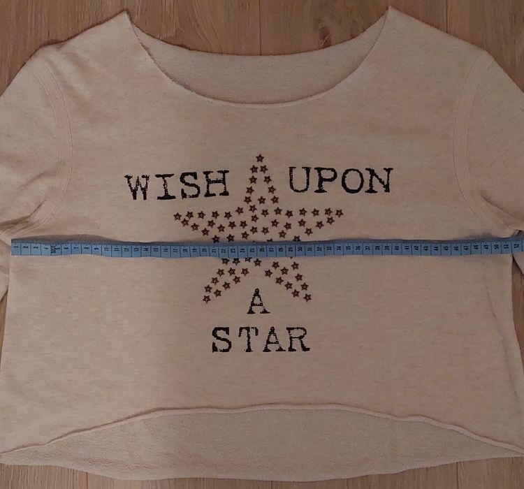 Krótka, cienka bluza