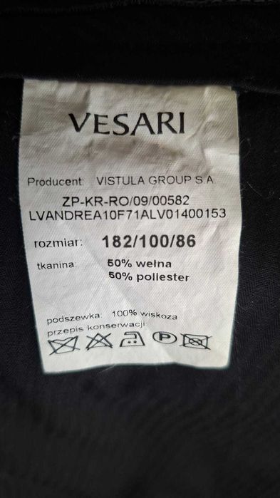 Garnitur męski Vesari Vistula rozmiar L: 182/100/86