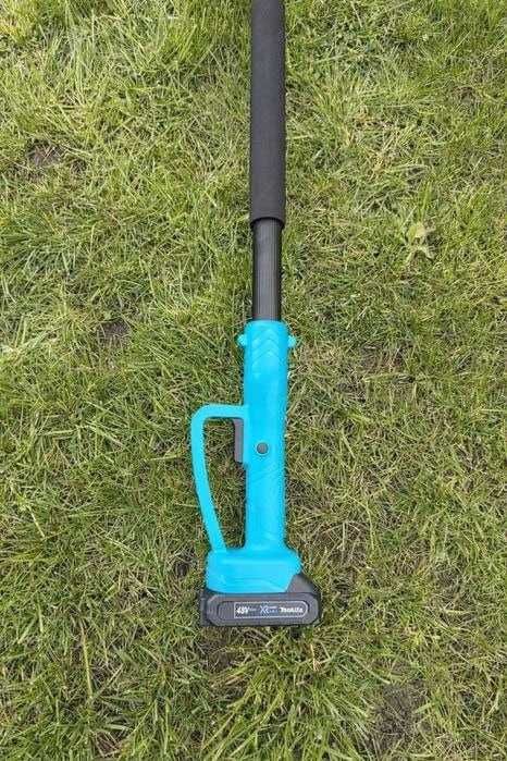 Акумуляторний секатор зі штангою + акумуляторна ланцюгова пила makita