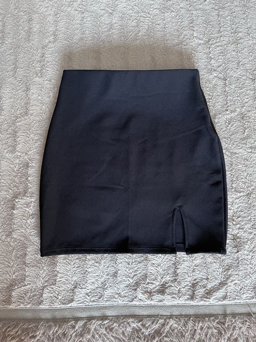 Спідниці міні різні сезони