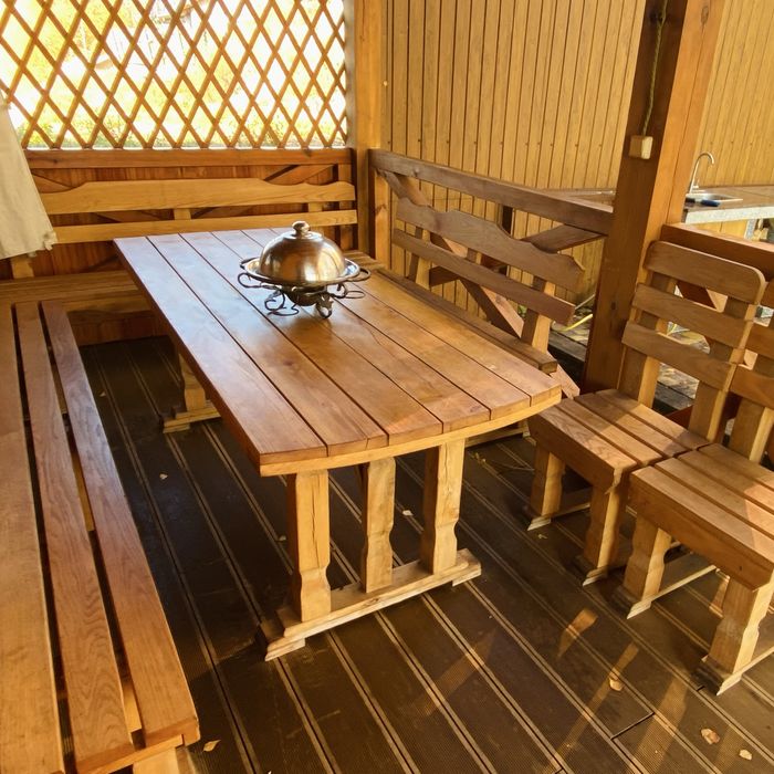 Дом с баней на озере Мартышев. Киев. Осокорки.