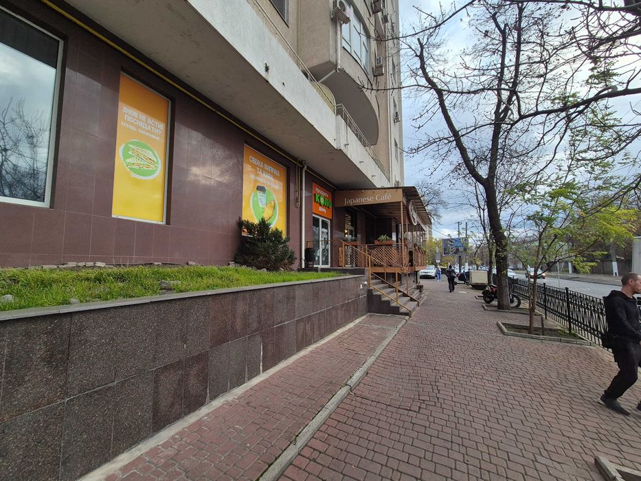 Продам помещение на Французком бульваре 9