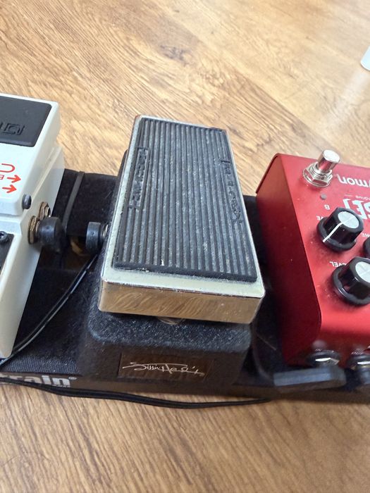 Pedais de guitarra