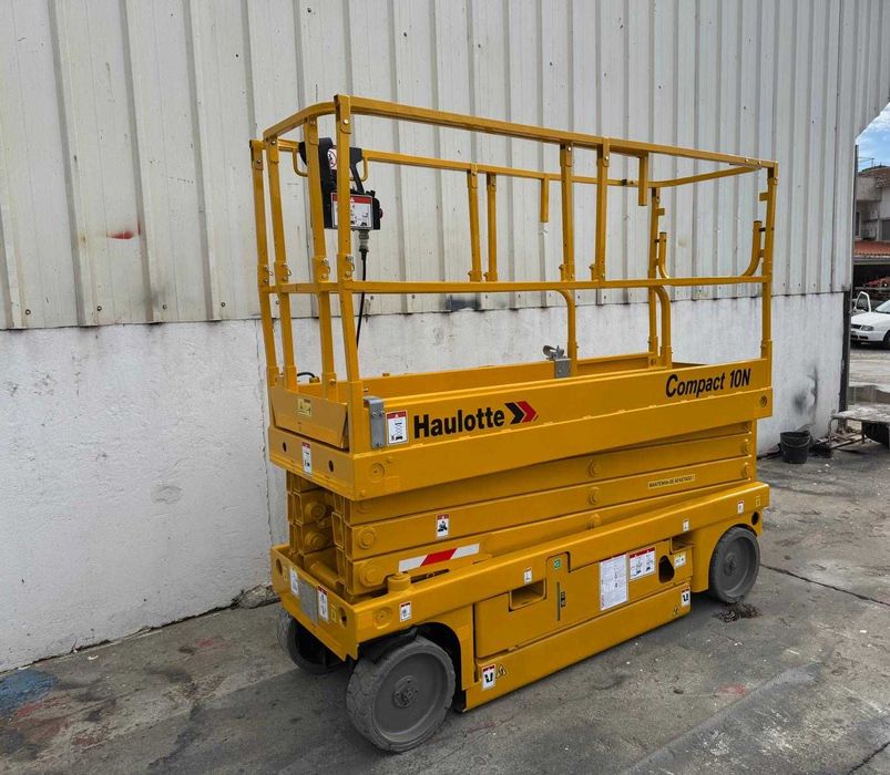 Plataforma Elevatoria Tesoura Elétrica Haulotte Compact 10N 10 Metros