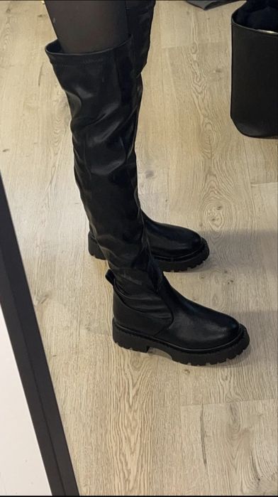 Wysokie buty za kolano