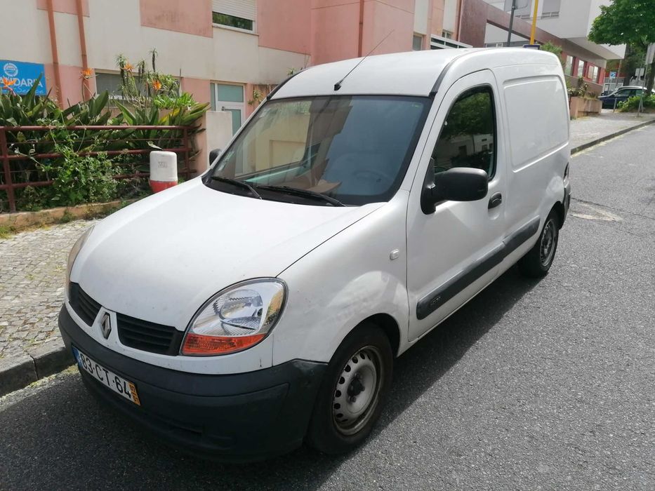 Renault Kangoo 1.5 dCi 2007 | 121 mil km | Bom motor | Danos estéticos | Sempre de garagem
