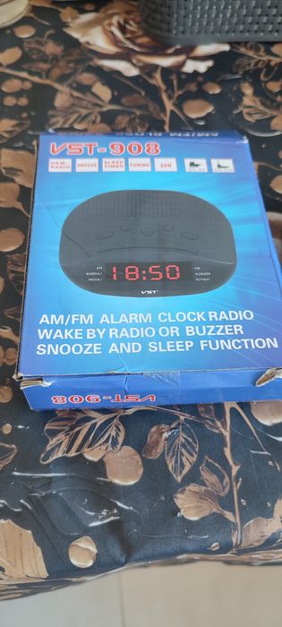 Годинник - радіо