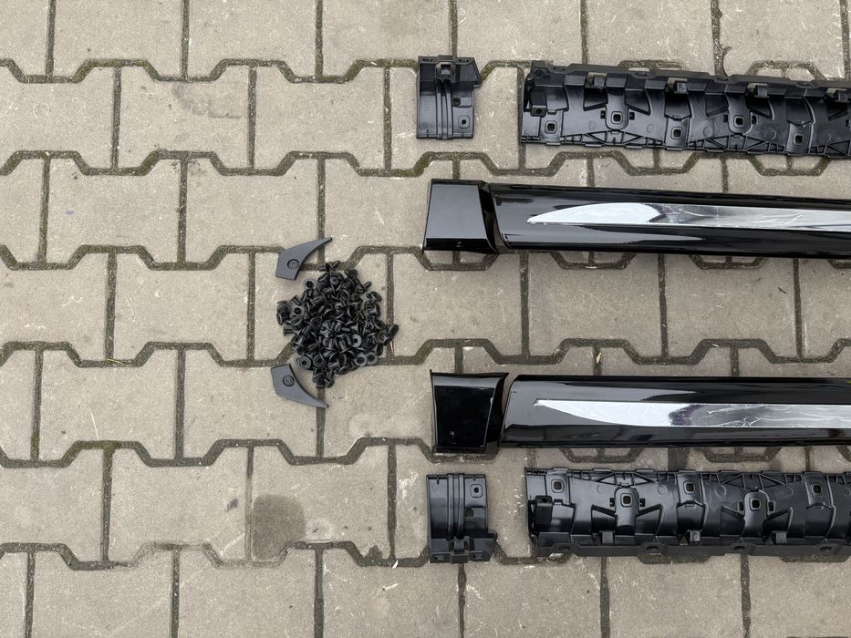 Пороги накладки АМГ ексклюзив з хромами Mercedes V-class Vito W447