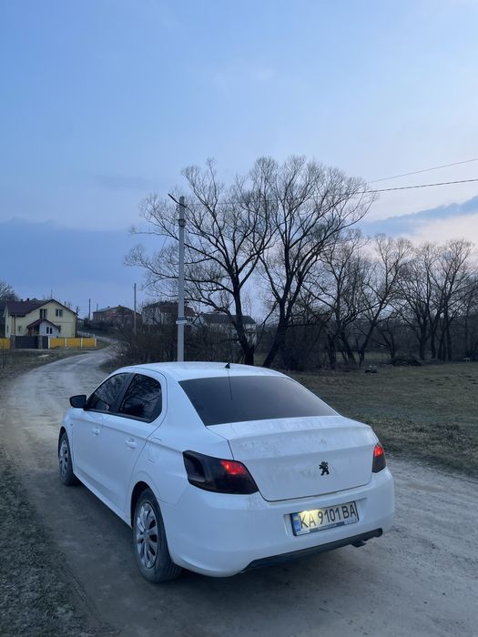 Пежо 301.       .