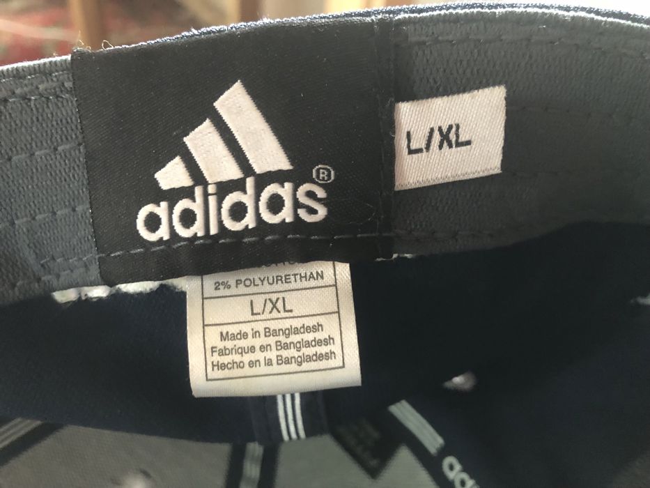 Продам оригинальную кемку Adidas