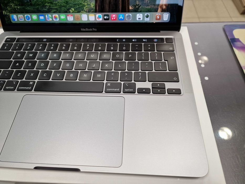 Macbook PRO 13 2020/ i5/ 16GB DDR4/ 512GB/ 644 cykle/ Grade A-/ FV23%