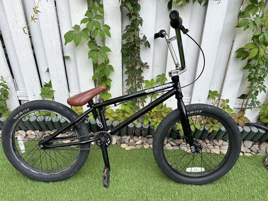 Велосипед BMX 20" Stolen CASINO (2020) black & chrome plate