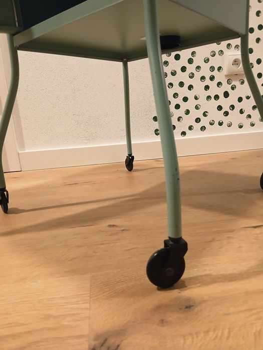 Stolik nocny szafka nocna na kółkach IKEA