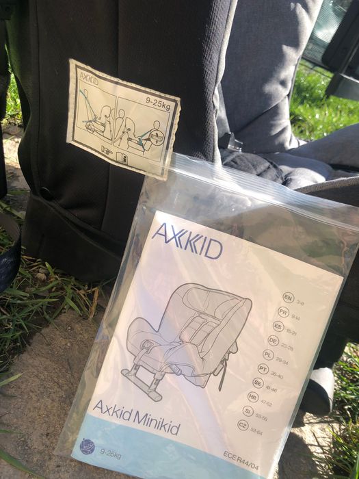 Fotelik Axkid Minikid + gratis