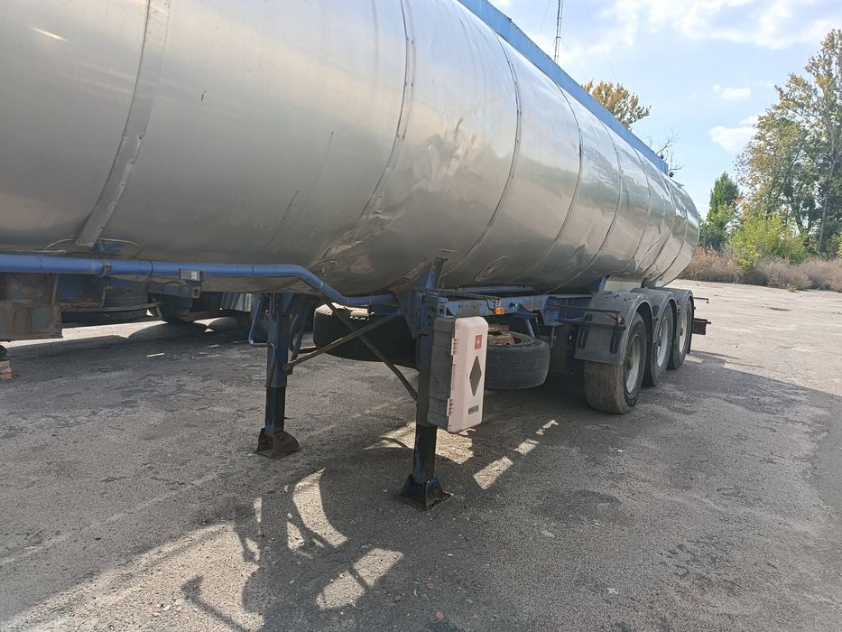 Продам напівпричіп цистерна