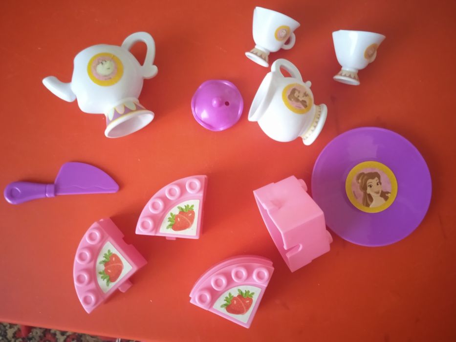 Іграшка Бель чаювання