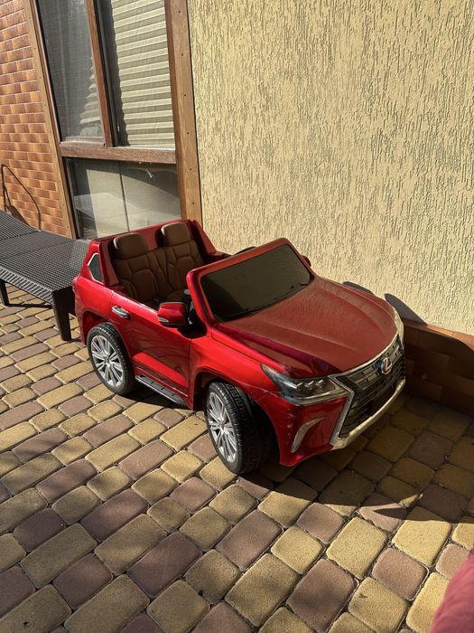 Машинка дитяча електро