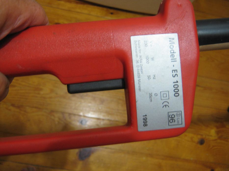 Электрокоса ,, Ikra ES-1000" с Германии (электропривод ).