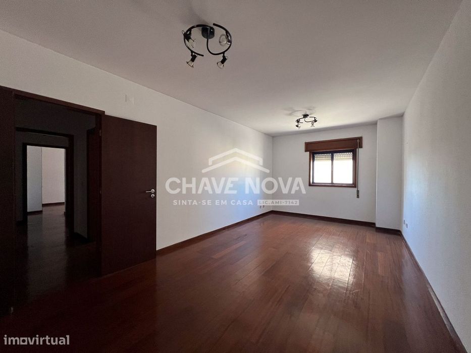 Apartamento T2 ao Arrábida shopping