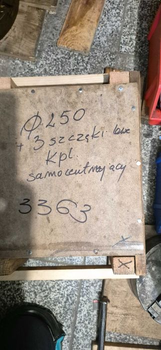 uchwyt tokarski fi 250
