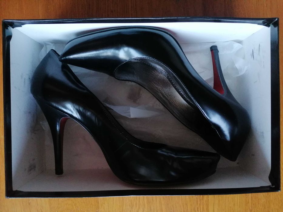 Szpilki Kazar - czarne, skóra lakierowana, wysoki obcas