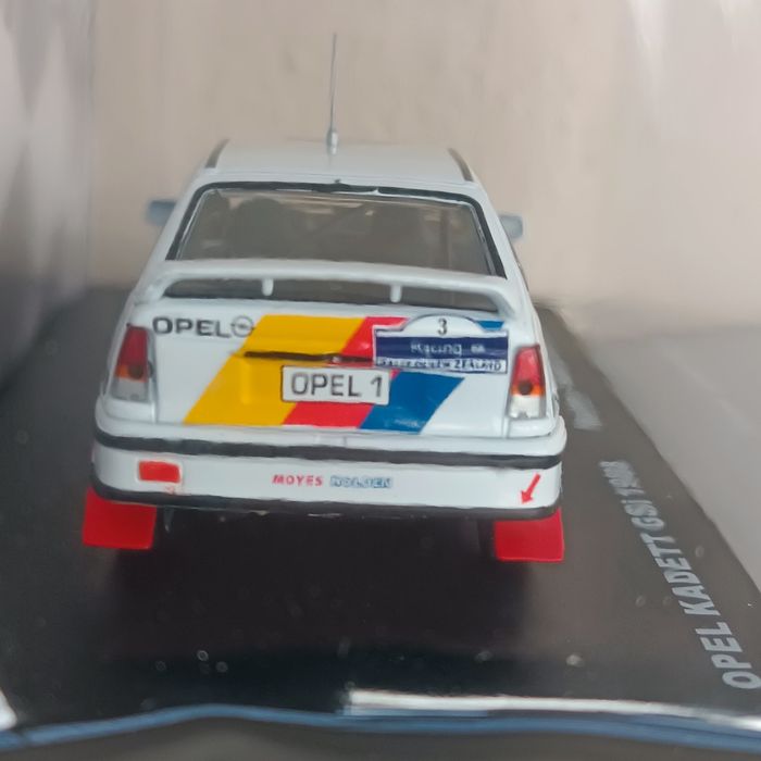 Opel Kadett GSI 1/43