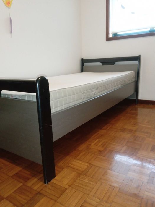 Cama 1 corpo preta e cinza 0,90 x 2 m
