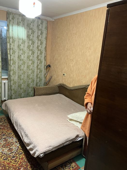 Прода. 2-х комнатную квартиру в центре города 5 этаж прямая